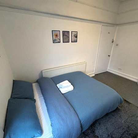 Cosy Double Rooms A Stones Throw From Wembley Stadium Лондон Екстериор снимка