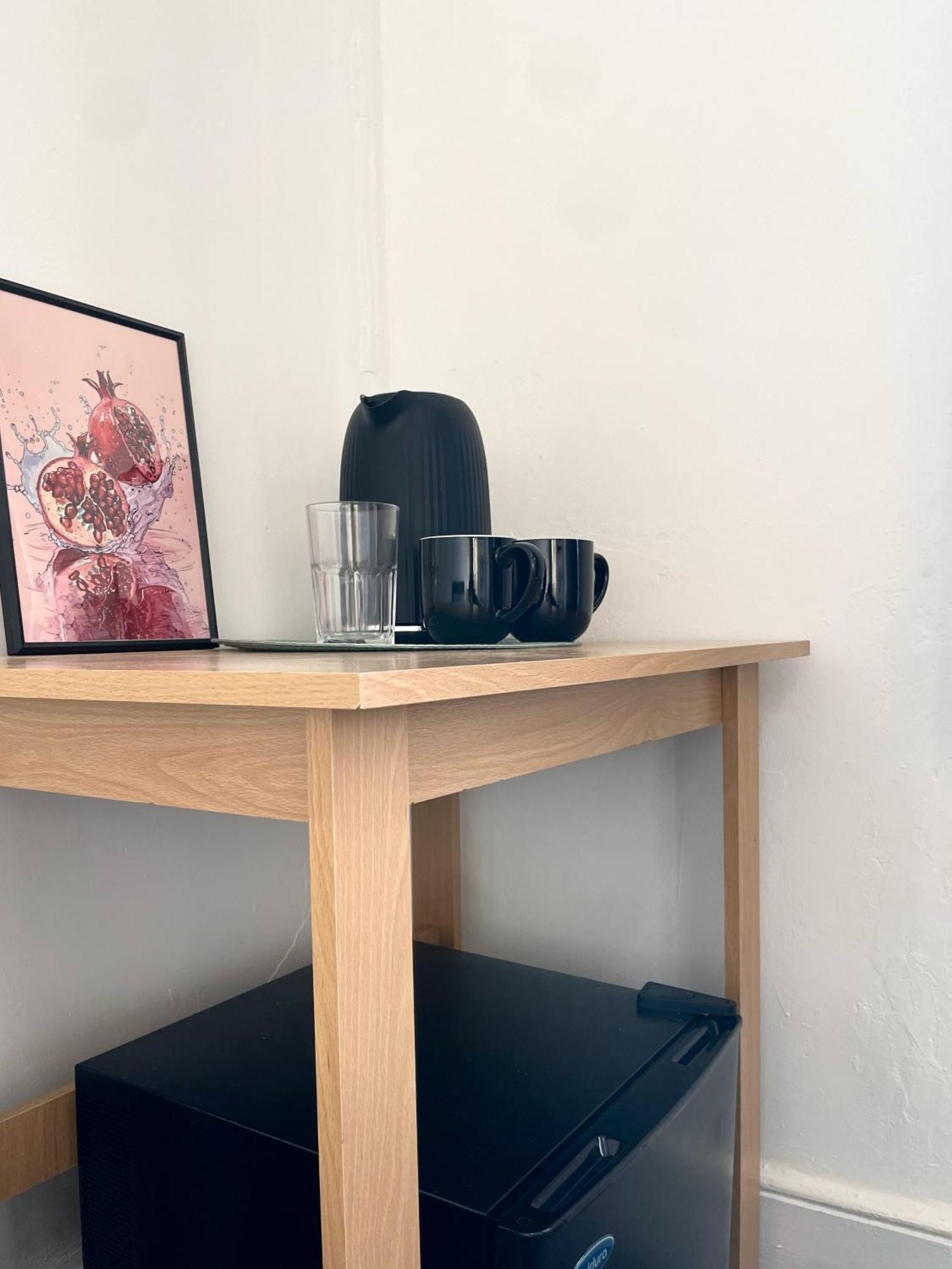 Cosy Double Rooms A Stones Throw From Wembley Stadium Лондон Екстериор снимка