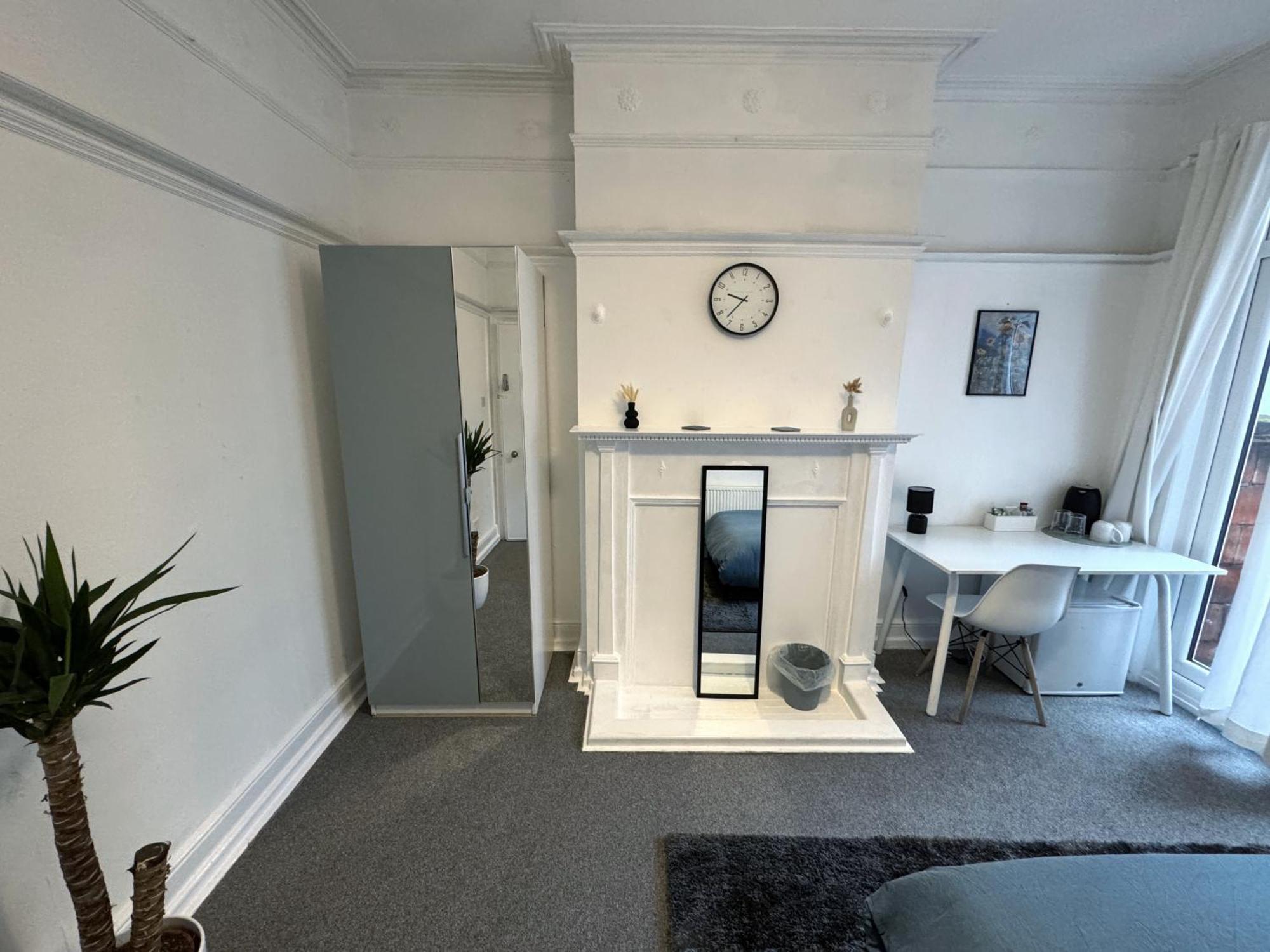 Cosy Double Rooms A Stones Throw From Wembley Stadium Лондон Екстериор снимка